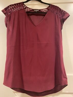 Express Burgundy Crochet-Detail V-Neck Blouse size Medium